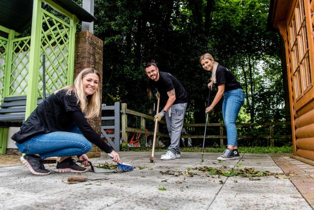 Hampshire Chronicle: Barratt Homes helps Naomi House & Jacksplace 